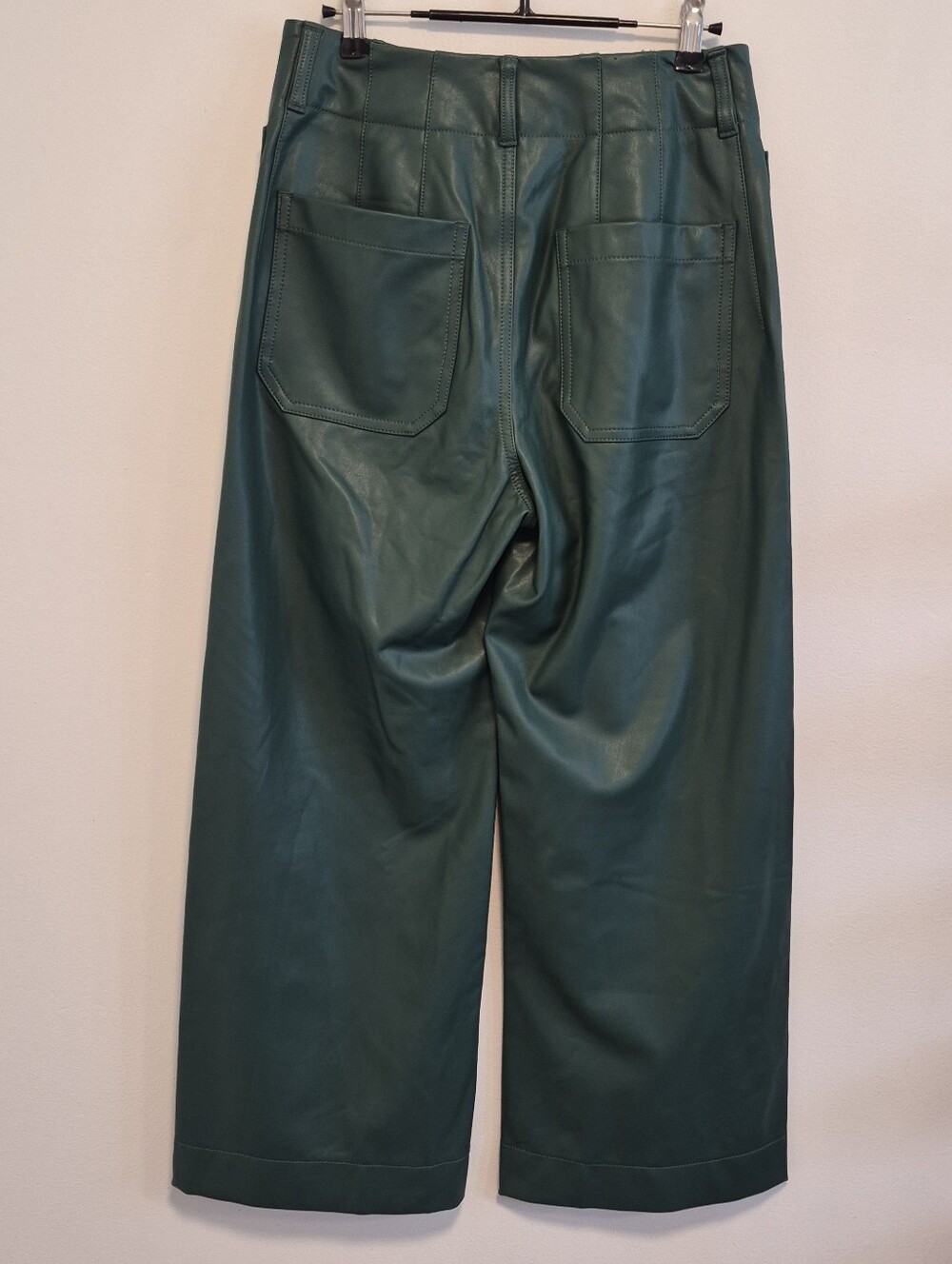 Maeve The Colette Faux Leather Green Stretch Wide Leg Pants Cropped Size 28 - Picture 5 of 9